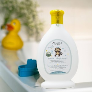 Herbal baby shampoo  250 ml