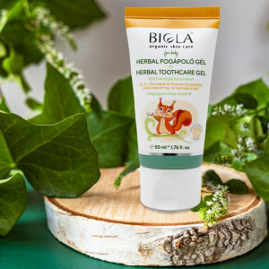 Herbal toothcare gel (Dermatologically Tested) - 50 ml